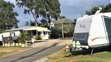 Bells Caravan Park - entry