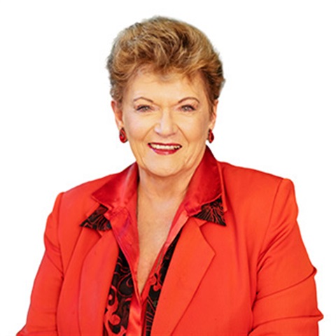 Councillor Yvonne Barlow